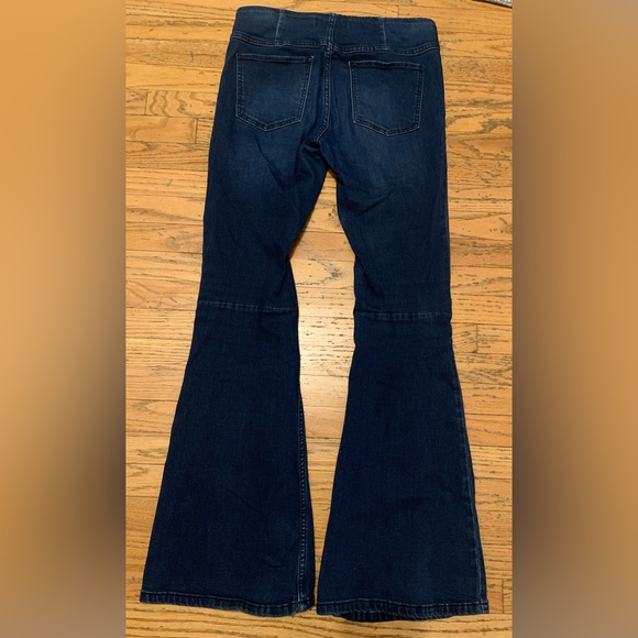 Free People Womens BellBottom Flare Dark Denim Jeans - Picture 2 of 3